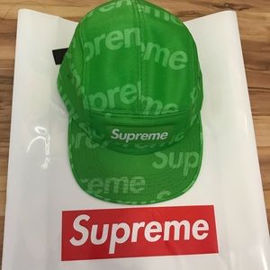Supreme Lenticular Logo Camp Cap